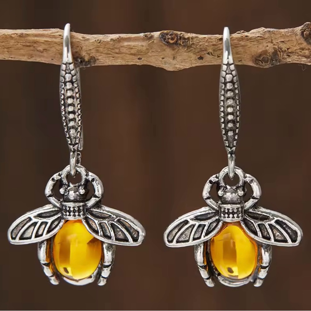 Silver Retro Honey Bee Drop Earrings